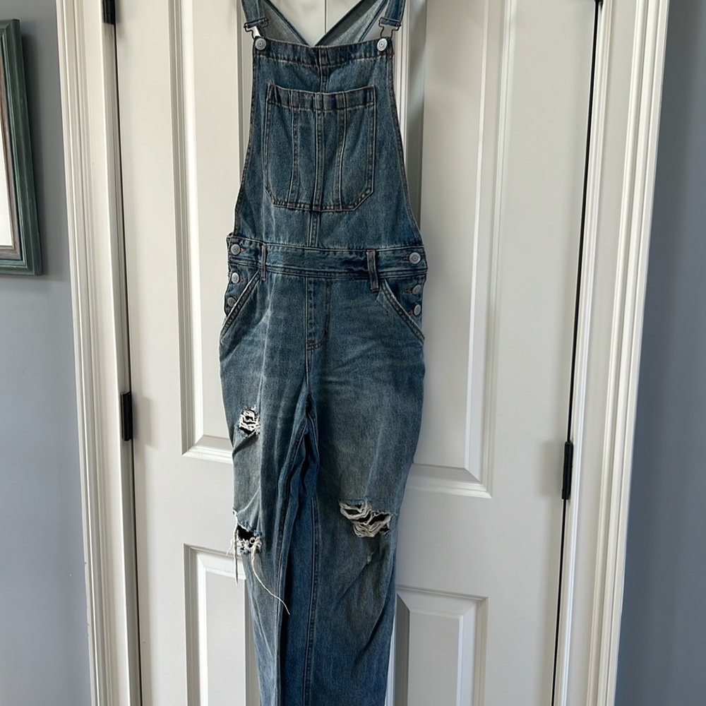 Aeropostale  overalls vintage